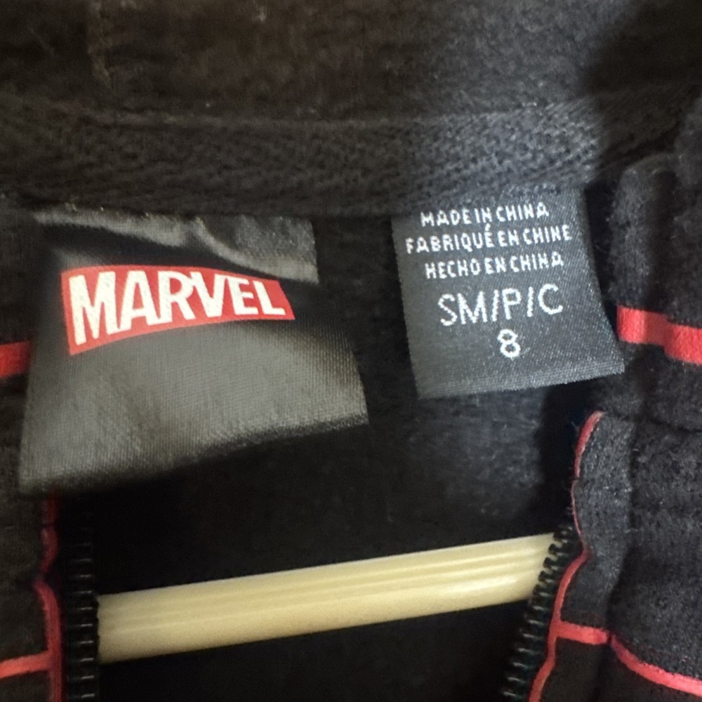 Marvel Miles Morales Spider-Man Hoodie Kids Size 8 Black Red Zip Up Costume - Picture 2 of 6